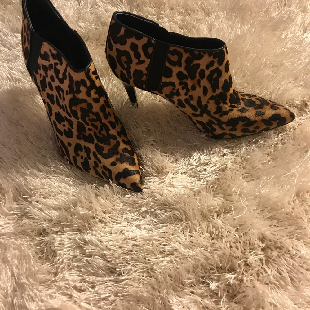 Leopard print pony hair booties